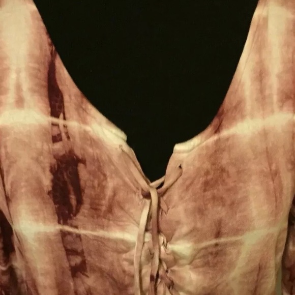 Women’s Large pink tie dyed bell sleeve blouse - Picture 4 of 8